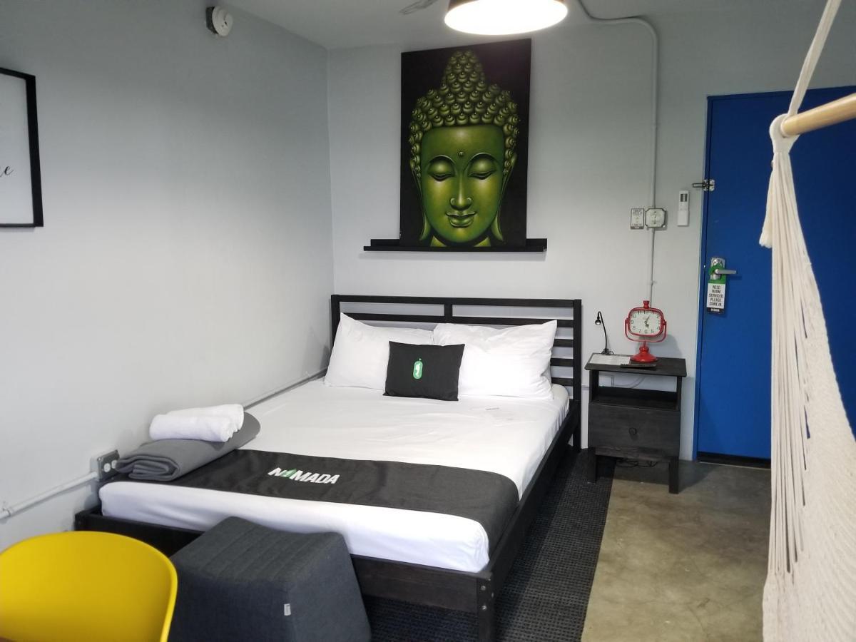 Nomada Urban Beach Hostel- Calle Loiza (Adults Only) 산후안 외부 사진