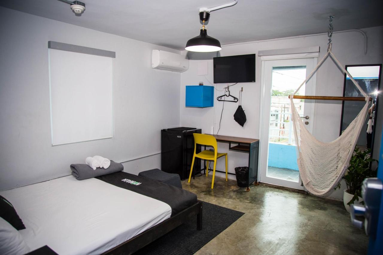 Nomada Urban Beach Hostel- Calle Loiza (Adults Only) 산후안 외부 사진