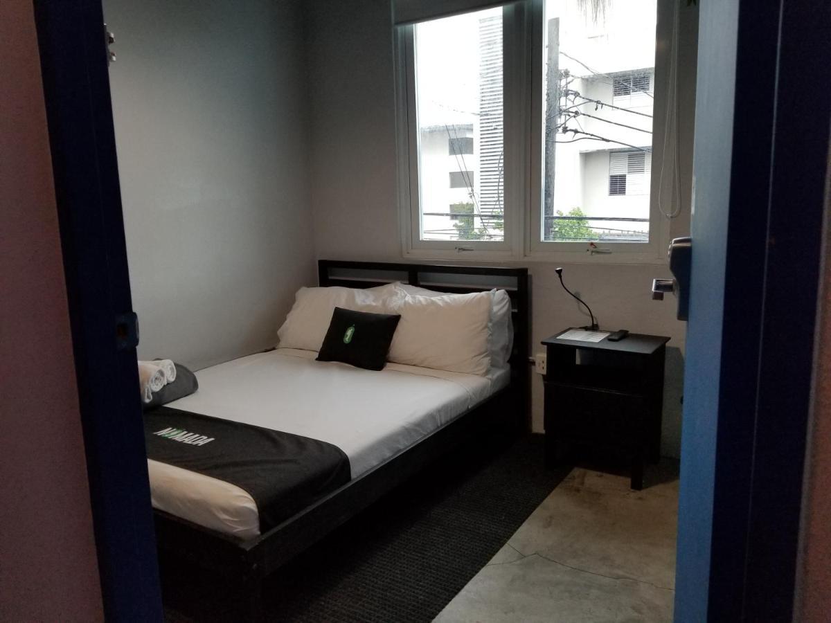 Nomada Urban Beach Hostel- Calle Loiza (Adults Only) 산후안 외부 사진